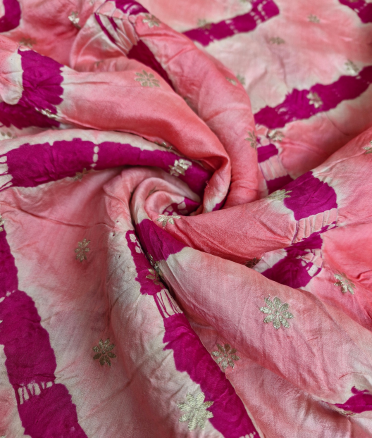 Lehariya shibori with silk base - Peach