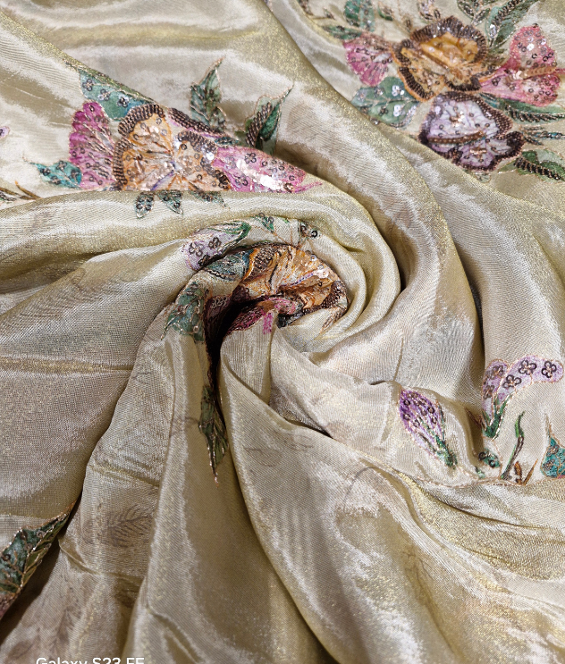 Tissue chiniya sequence - Light gold